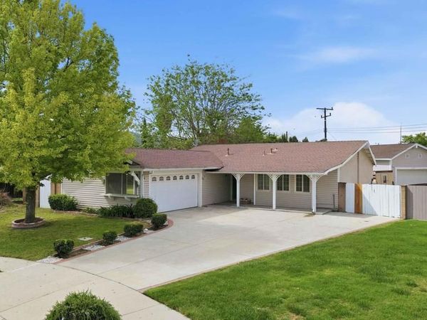 2077 Sebring Court, Simi Valley, CA 93065