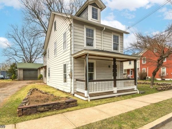 237 N Main St, Lambertville, NJ 08530