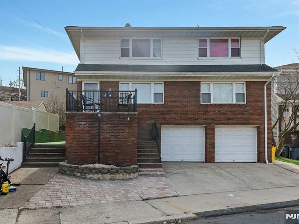 2 Carlen Court, FAIRVIEW, NJ 07022