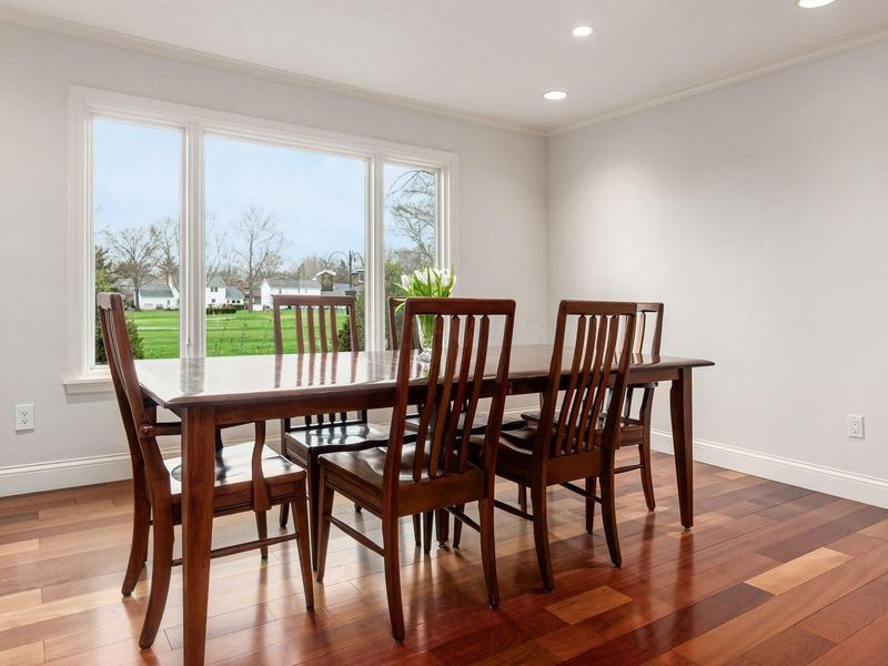 909 Clubview Boulevard N, Columbus, OH 43235 Photo 14