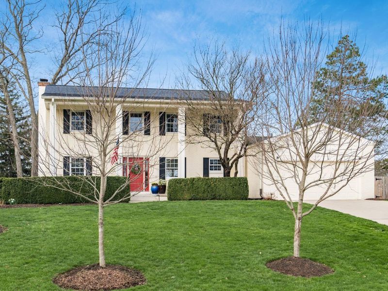 909 Clubview Boulevard N, Columbus, OH 43235 Photo 3