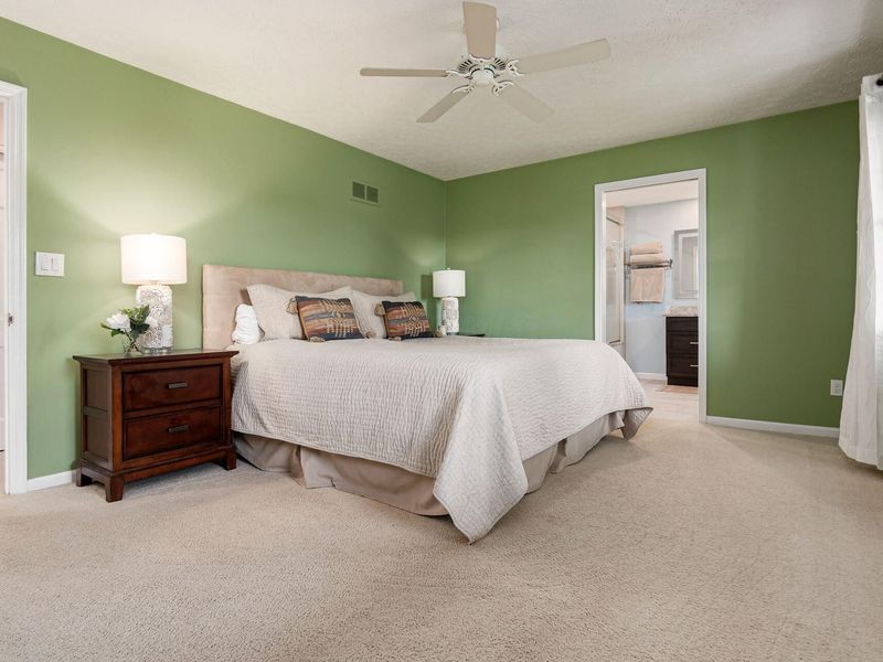 909 Clubview Boulevard N, Columbus, OH 43235 Photo 31