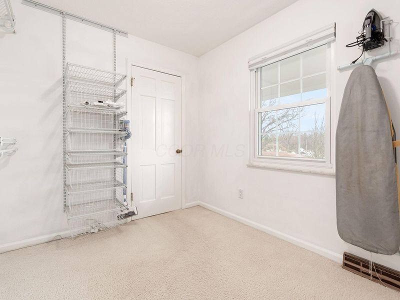 909 Clubview Boulevard N, Columbus, OH 43235 Photo 35