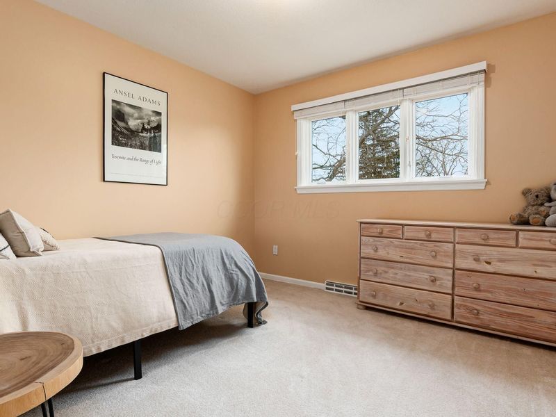 909 Clubview Boulevard N, Columbus, OH 43235 Photo 41