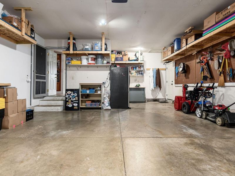 909 Clubview Boulevard N, Columbus, OH 43235 Photo 52