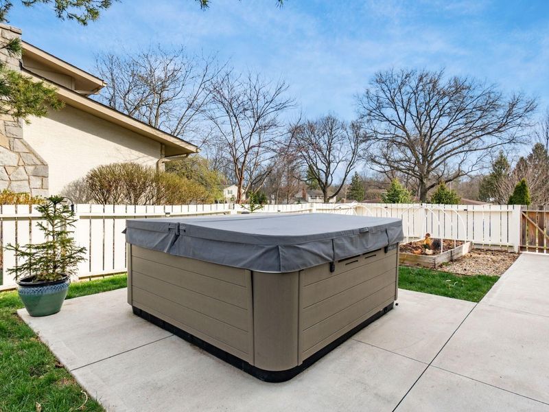 909 Clubview Boulevard N, Columbus, OH 43235 Photo 54