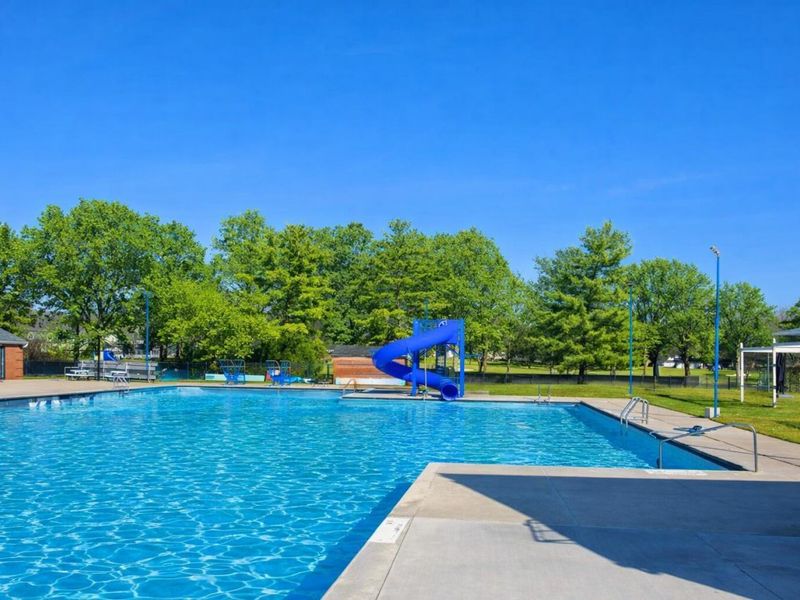 909 Clubview Boulevard N, Columbus, OH 43235 Photo 72