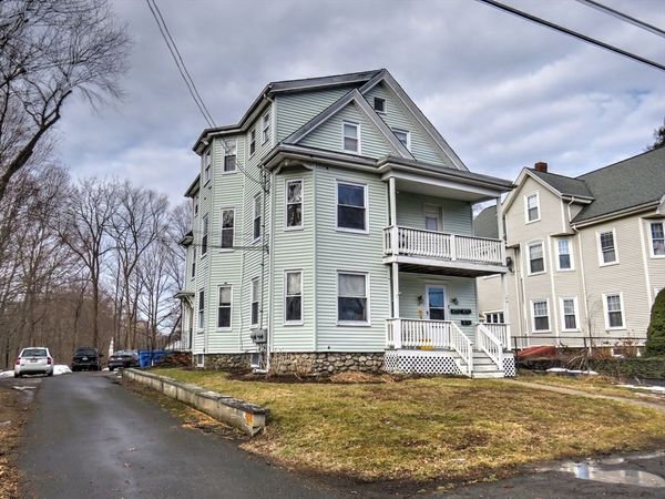 20 Beulah St, Unit 1, Whitman, MA 02382