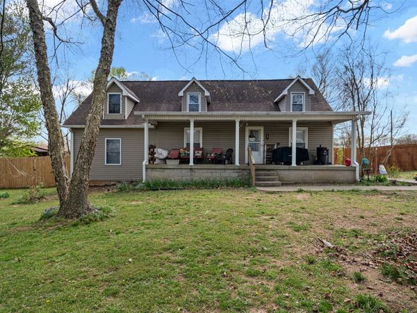451 Hopkinsville Road , Russellville, KY 42276