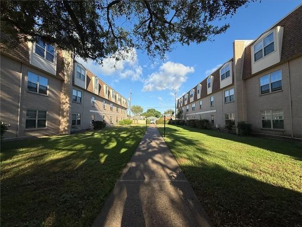 2724 WHITNEY Place , Unit 229, Metairie, LA 70002