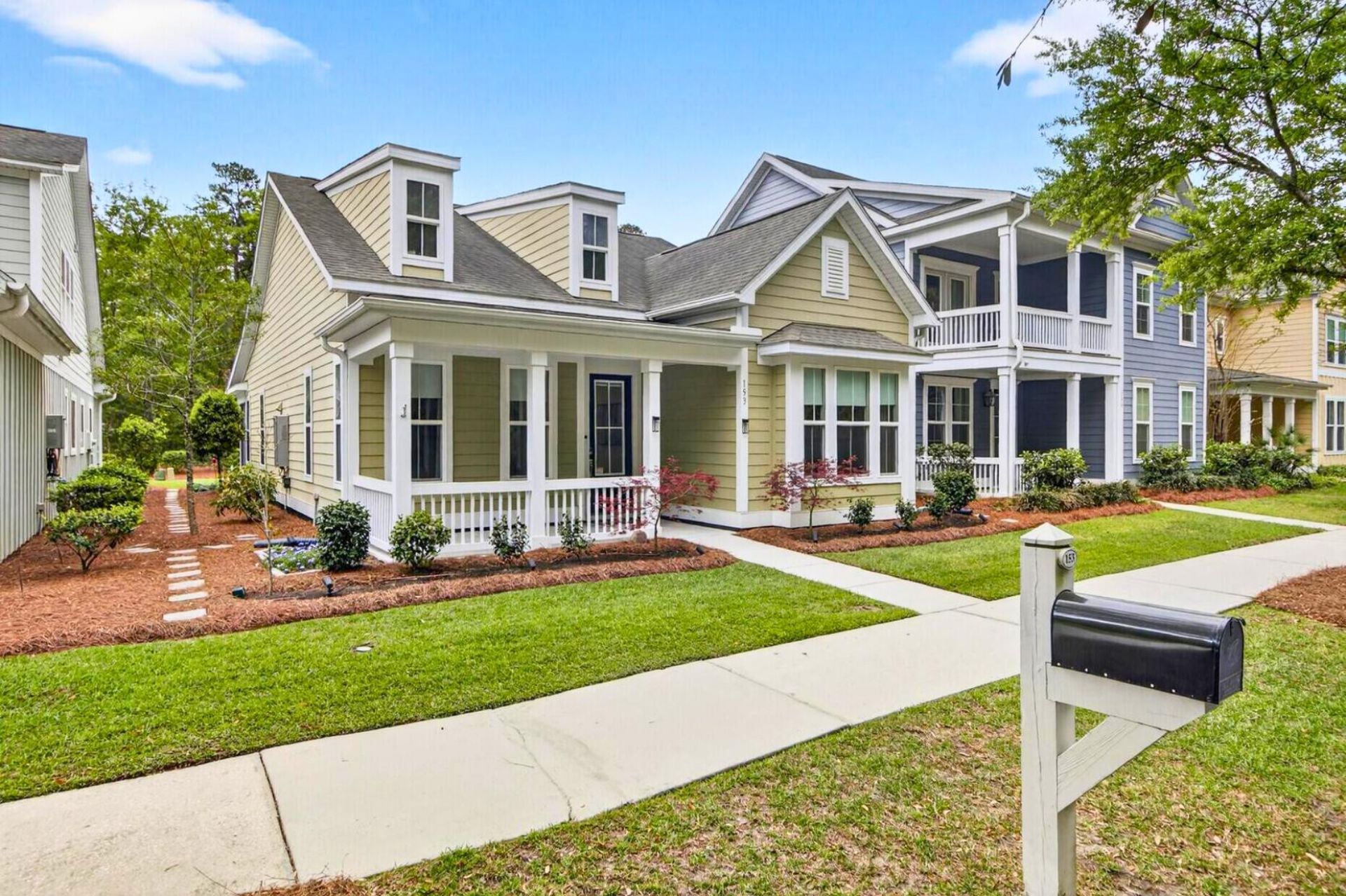 153 Village Ponds Drive Photo 3