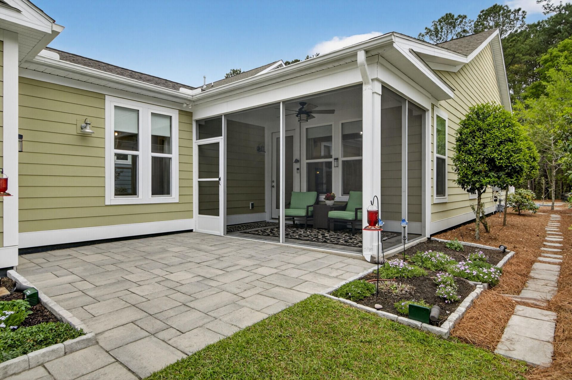 153 Village Ponds Drive Photo 44