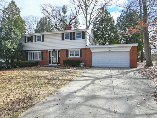 1321 WIESNER STREET, Green Bay, WI 54304