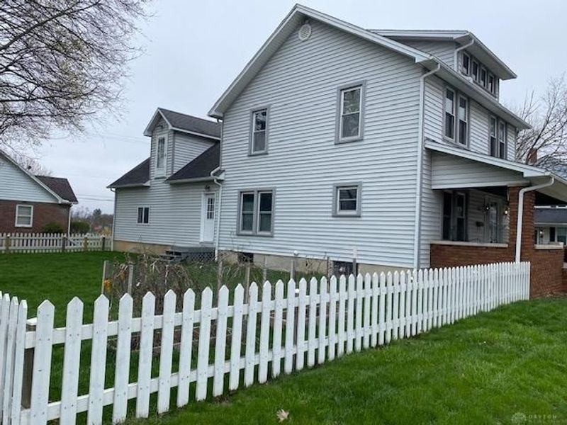 332 E Water Street, Greenville, OH 45331 Photo 2