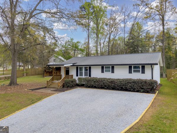 455 Lake View Drive, Lavonia, GA 30553