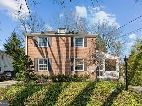 7910 KENTBURY DRIVE, BETHESDA, MD 20814