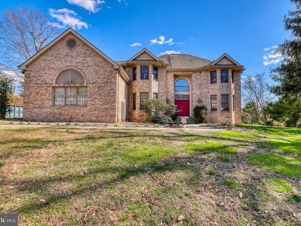 15 SCENIC DRIVE, EWING TWP, NJ 08560