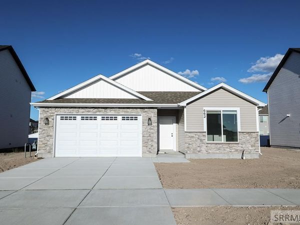 662 S 2315 W, REXBURG, ID 83440