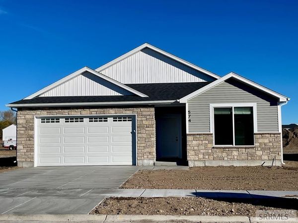662 S 2315 W, REXBURG, ID 83440