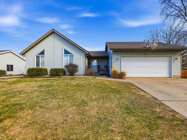 3867 Brookfield Drive, Hudsonville, MI 49426