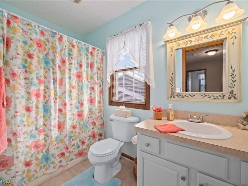 602 Still Water Boulevard , Elyria, OH 44035 Photo 25