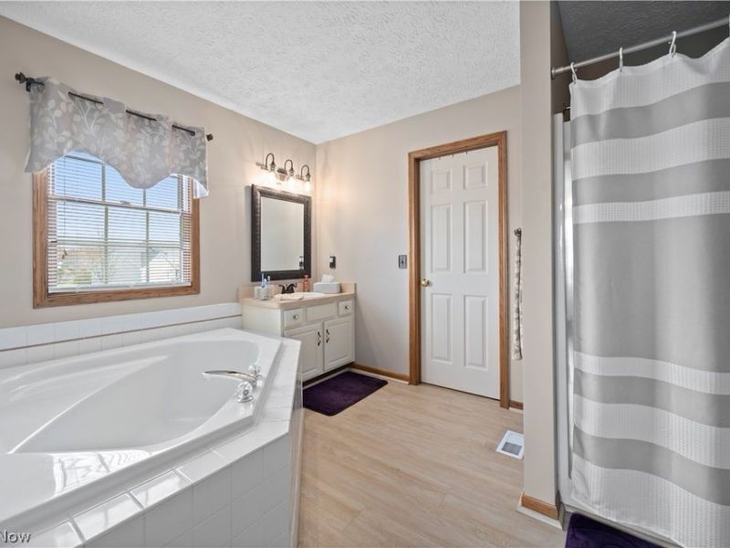 602 Still Water Boulevard , Elyria, OH 44035 Photo 31