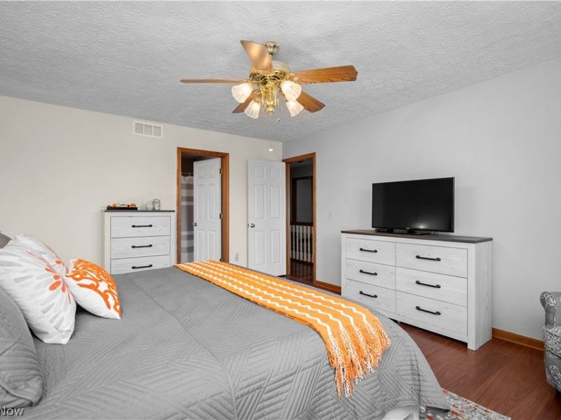 602 Still Water Boulevard , Elyria, OH 44035 Photo 9