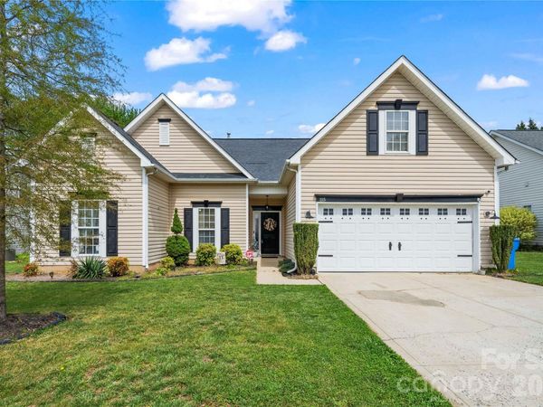 115 Kristens Court Drive, Mooresville, NC 28115