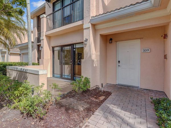 2916 Tuscany Court, Unit 109, Palm Beach Gardens, FL 33410