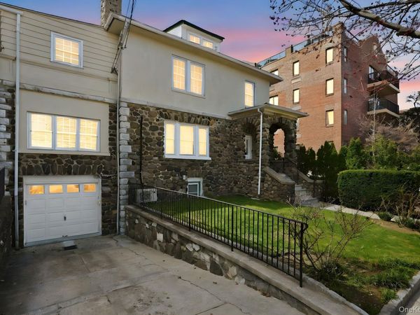 109 Hillside Place , Unit 2, Eastchester, NY 10709