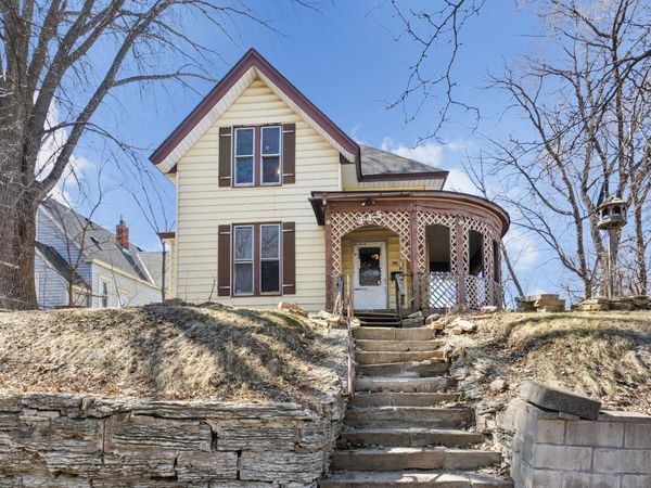 345 Maple Street, Saint Paul, MN 55106