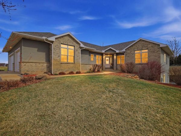 1618 27th Street NW, Austin, MN 55912