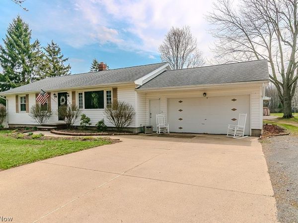 5162 Woodside Drive , Geneva, OH 44041