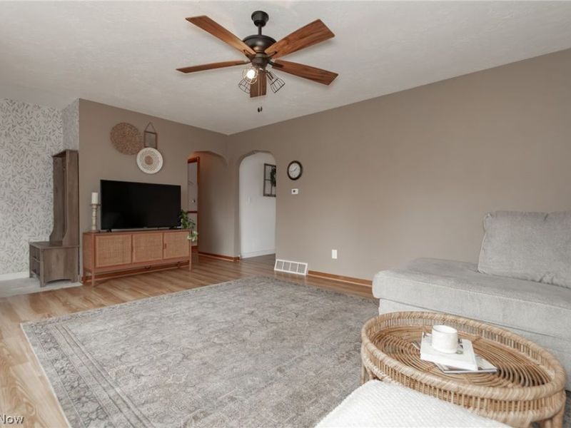 5162 Woodside Drive, Geneva, OH 44041 Photo 14