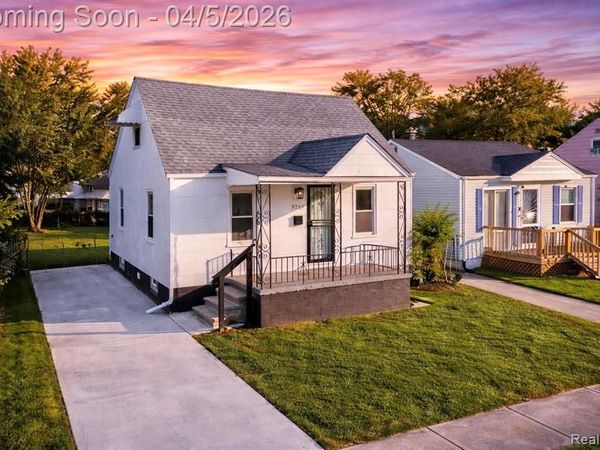 8269 Westminster Avenue, Warren, MI 48089