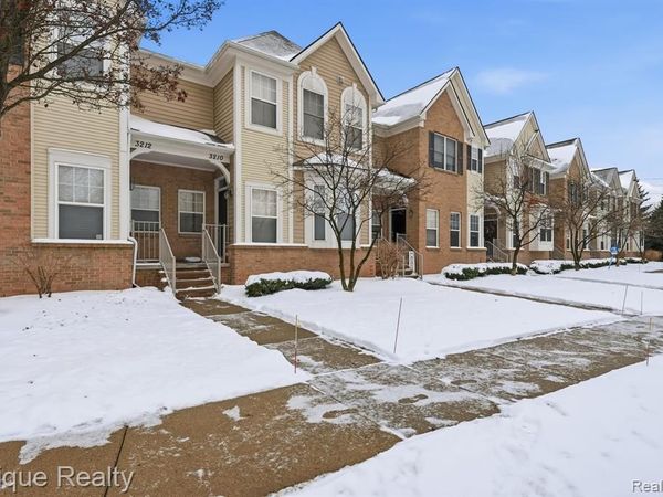 3212 Paradise Trail, Oxford Twp, MI 48371