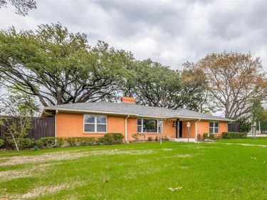 6815 Azalea Lane, Dallas, TX 75230