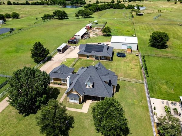 2211 Mcalpin Road, Midlothian, TX 76065
