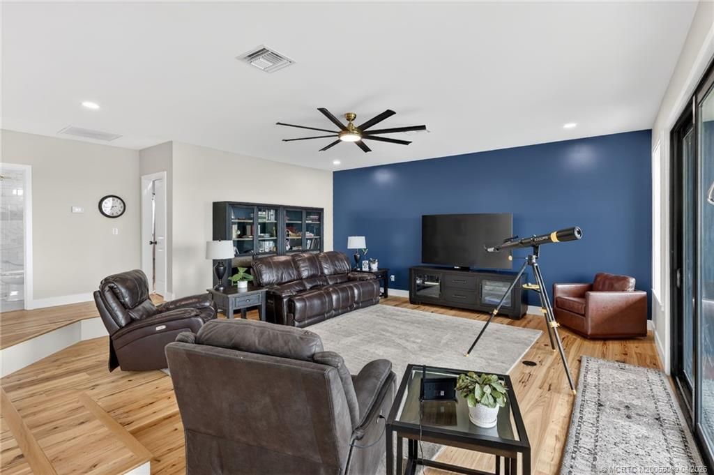 276 Bermuda Beach Drive, Hutchinson Island, FL 34949 Photo