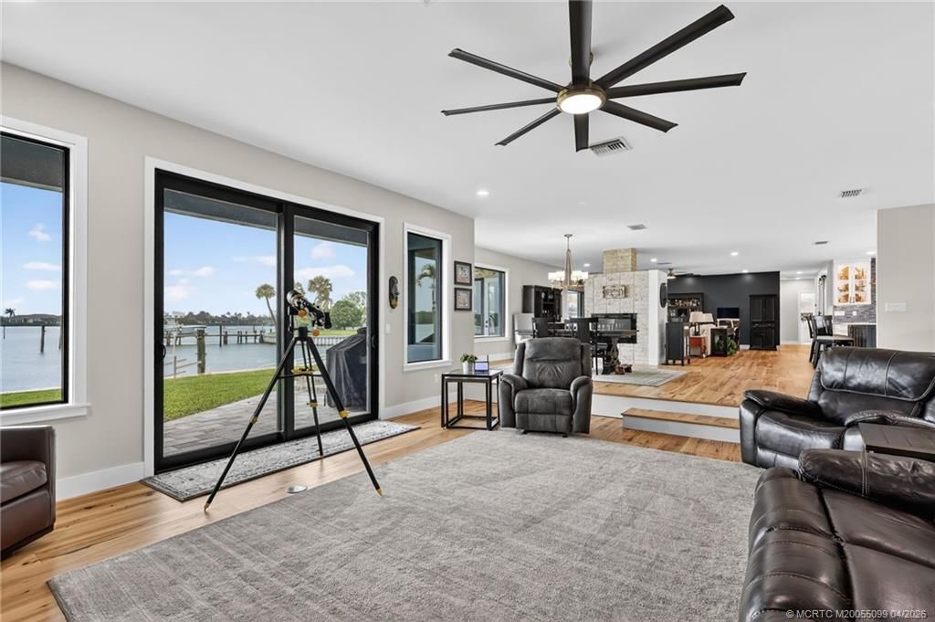 276 Bermuda Beach Drive, Hutchinson Island, FL 34949 Photo