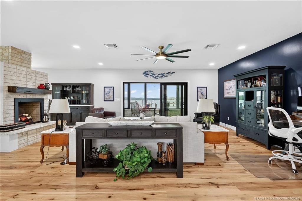 276 Bermuda Beach Drive, Hutchinson Island, FL 34949 Photo