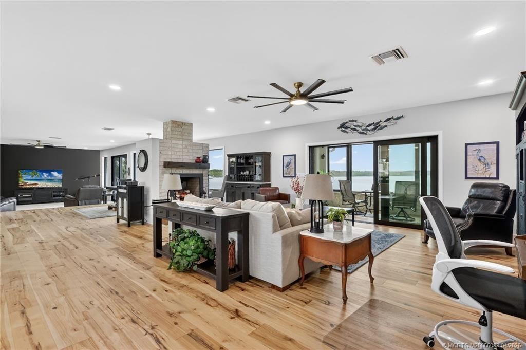 276 Bermuda Beach Drive, Hutchinson Island, FL 34949 Photo