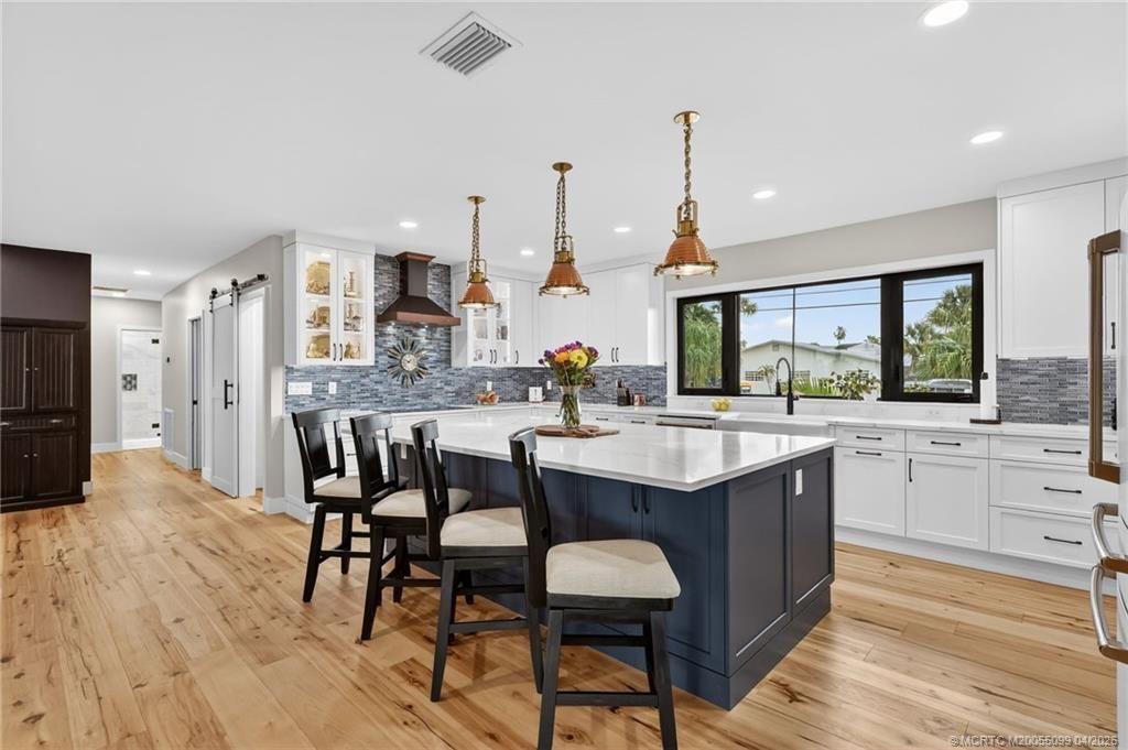 276 Bermuda Beach Drive, Hutchinson Island, FL 34949 Photo