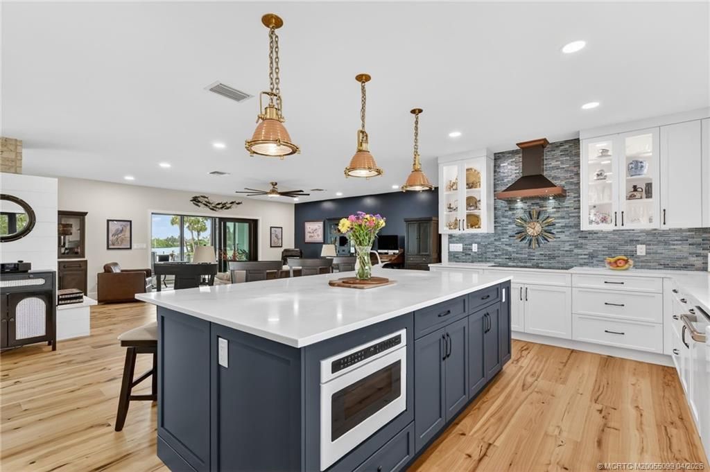 276 Bermuda Beach Drive, Hutchinson Island, FL 34949 Photo