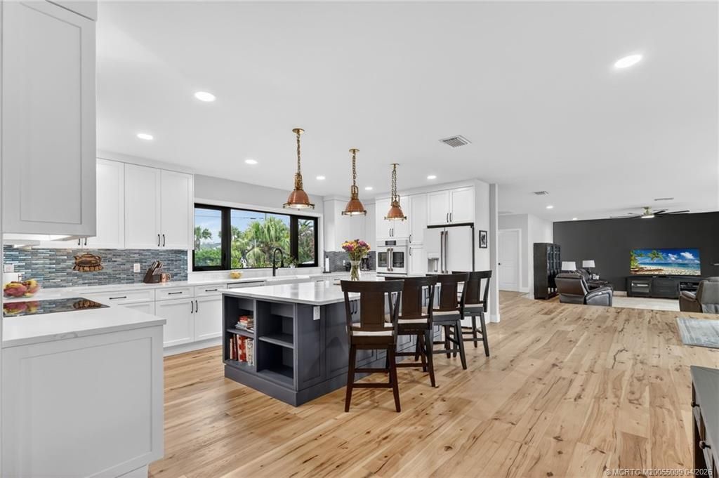 276 Bermuda Beach Drive, Hutchinson Island, FL 34949 Photo