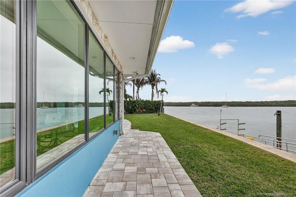 276 Bermuda Beach Drive, Hutchinson Island, FL 34949 Photo