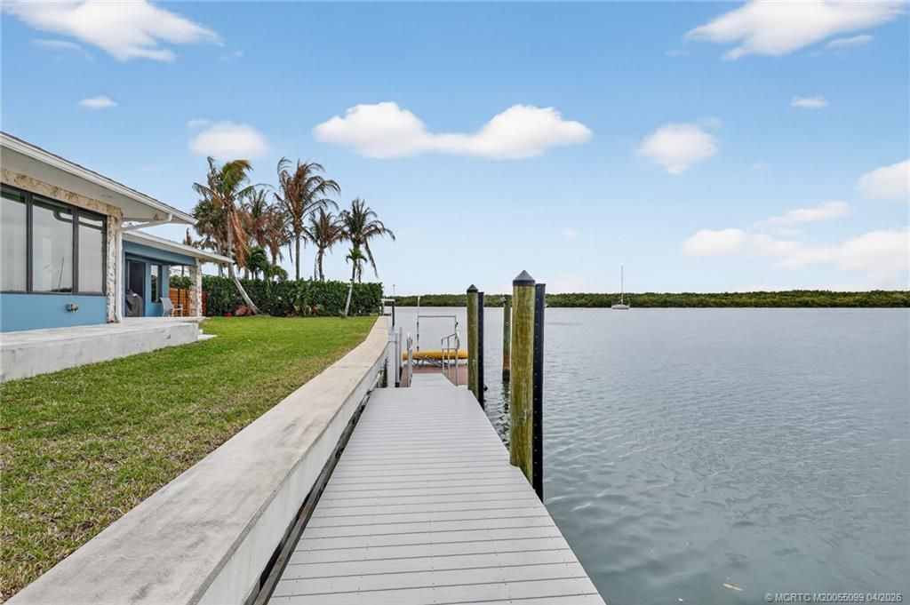 276 Bermuda Beach Drive, Hutchinson Island, FL 34949 Photo