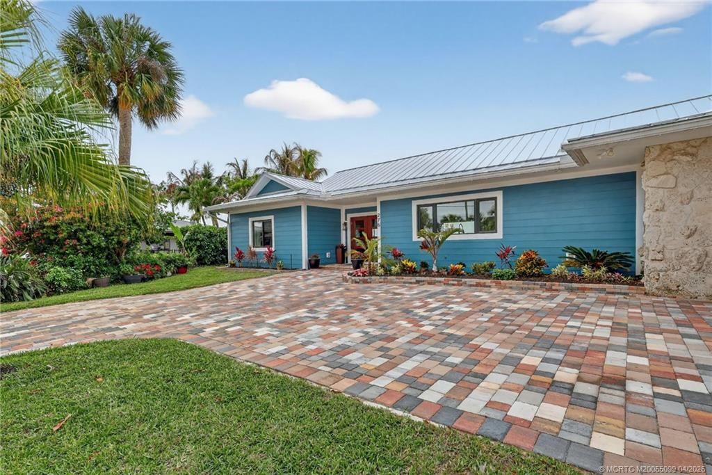 276 Bermuda Beach Drive, Hutchinson Island, FL 34949 Photo