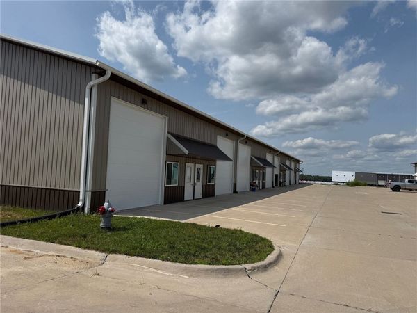 128 Greenfield Drive, Unit D, Tiffin, IA 52340