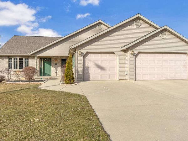 126 Southgate DRIVE, Eden, WI 53019